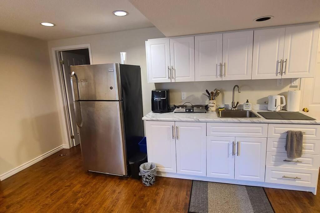 Spacious And Bright Unit With Natural Light. Pickering Zewnętrze zdjęcie