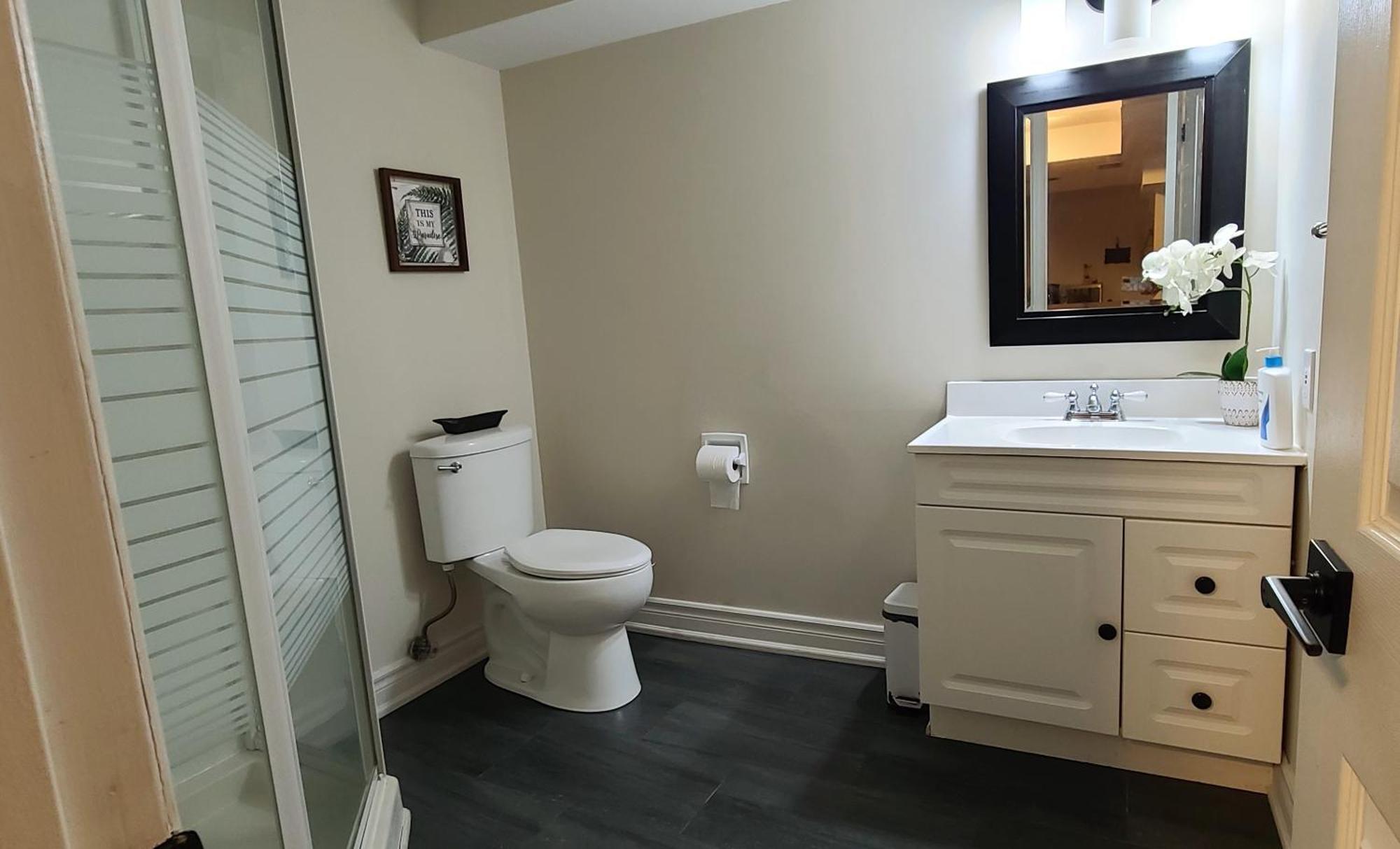 Spacious And Bright Unit With Natural Light. Pickering Zewnętrze zdjęcie