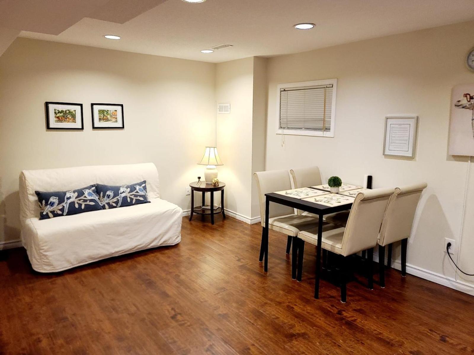 Spacious And Bright Unit With Natural Light. Pickering Zewnętrze zdjęcie